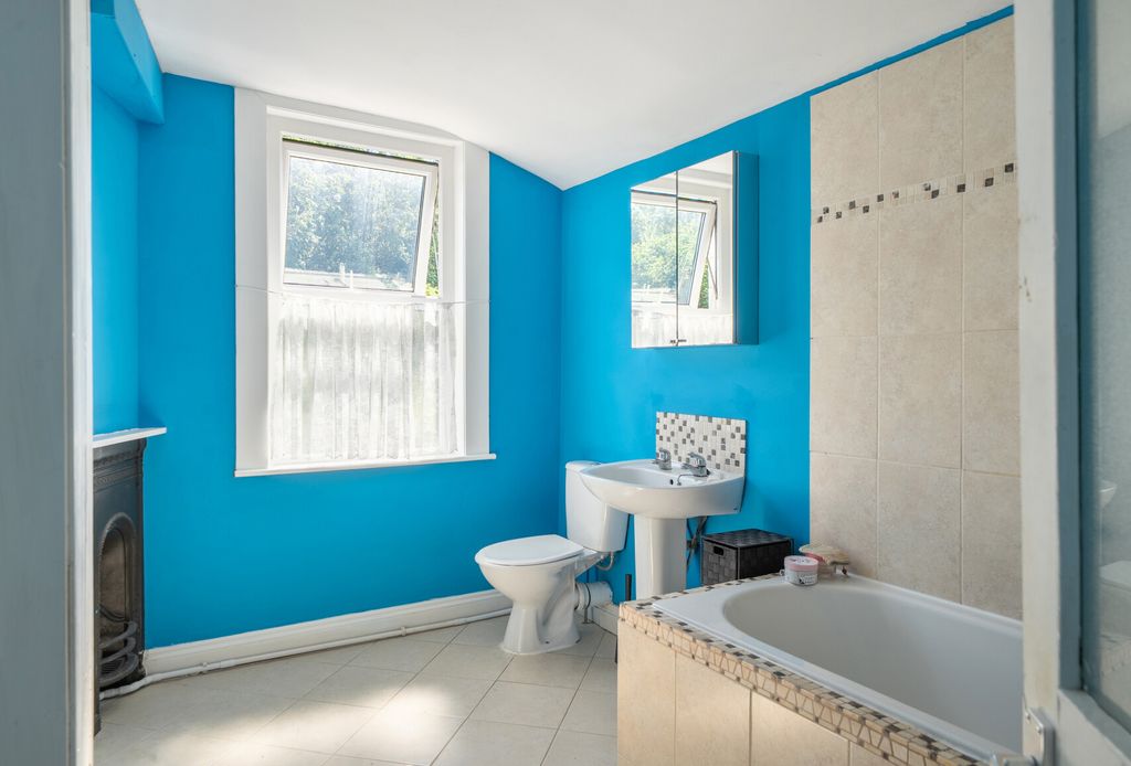 Property photo 3 of 23 1459649-14-6A173c...