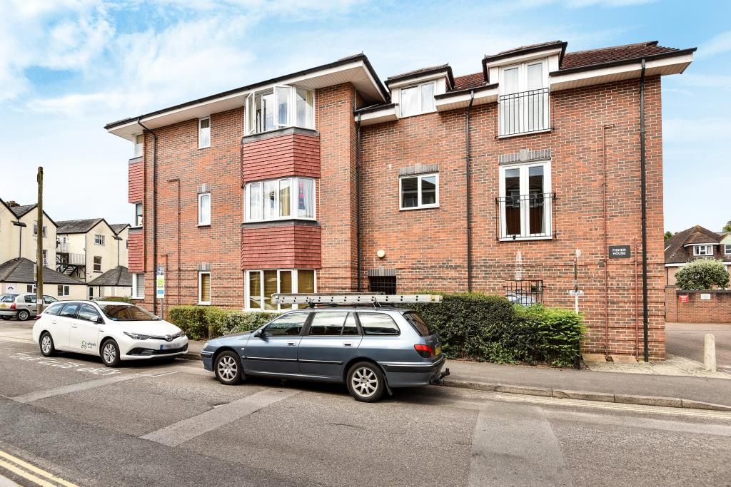 Property photo 1 of 8 External