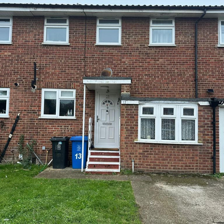 Property photo 1 of 15 Four Bedroom House For Sale
