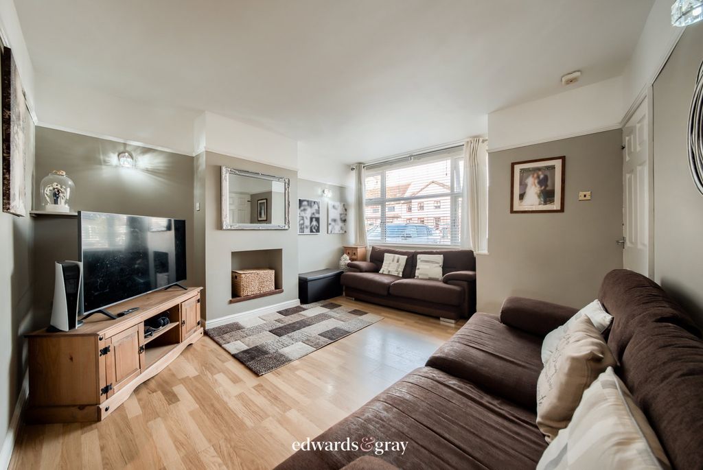 Property photo 2 of 15