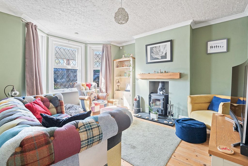 Property photo 3 of 14