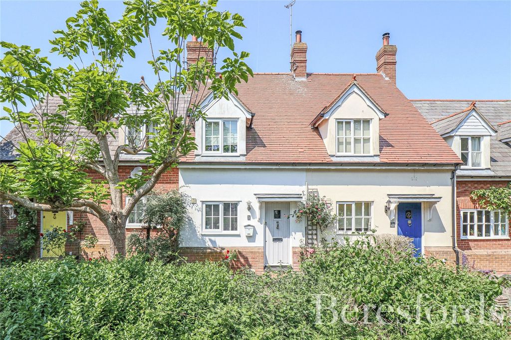 Property photo 1 of 12 Front