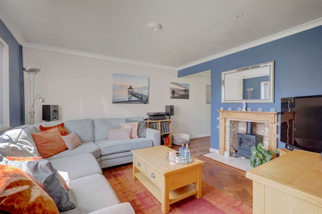 Property photo 2 of 20 Picture No. 01