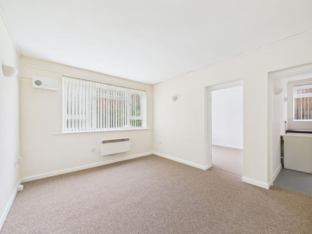 Property photo 1 of 6 Cam03750G0-Pr0072-Still006