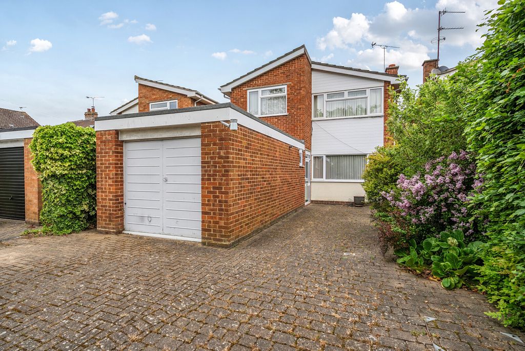 Property photo 1 of 19 2-6819E57Fc9264-1...