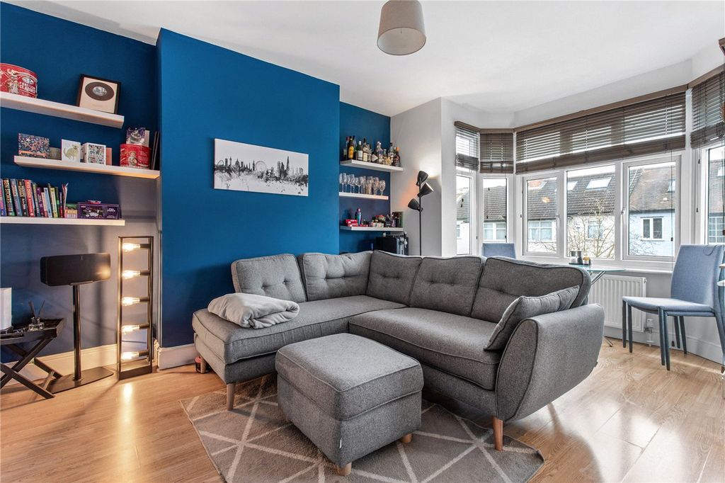 Property photo 3 of 13 Picture No. 18