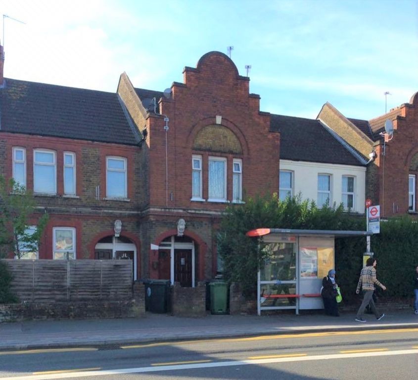 Property photo 1 of 9 Actualsize