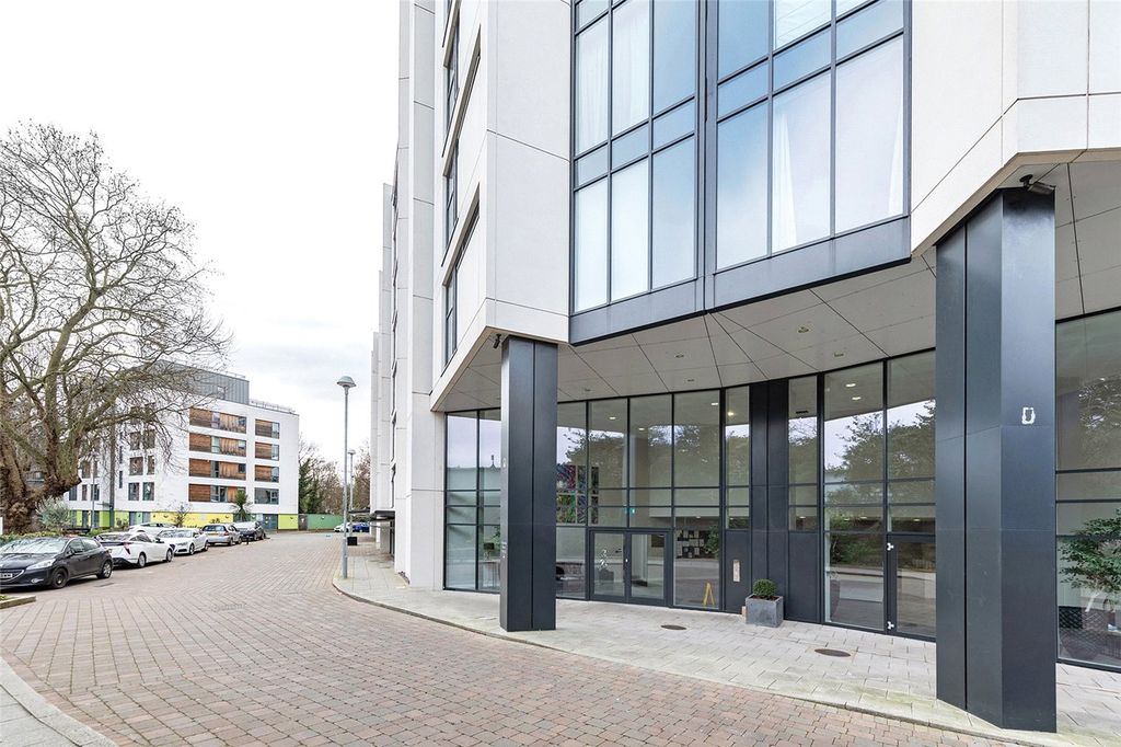 Property photo 1 of 13 Picture No. 23