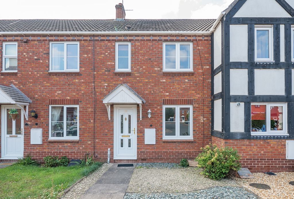 Property photo 1 of 15 1335671-16-68933d...