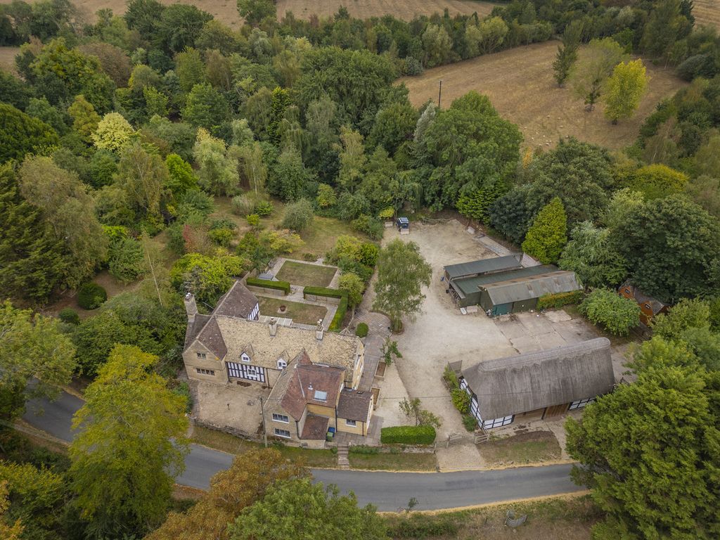 Property photo 1 of 47