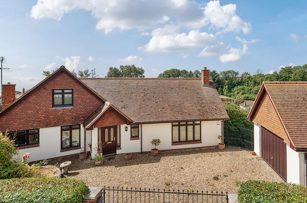 Property photo 1 of 25 1328579-2-6880c9F...