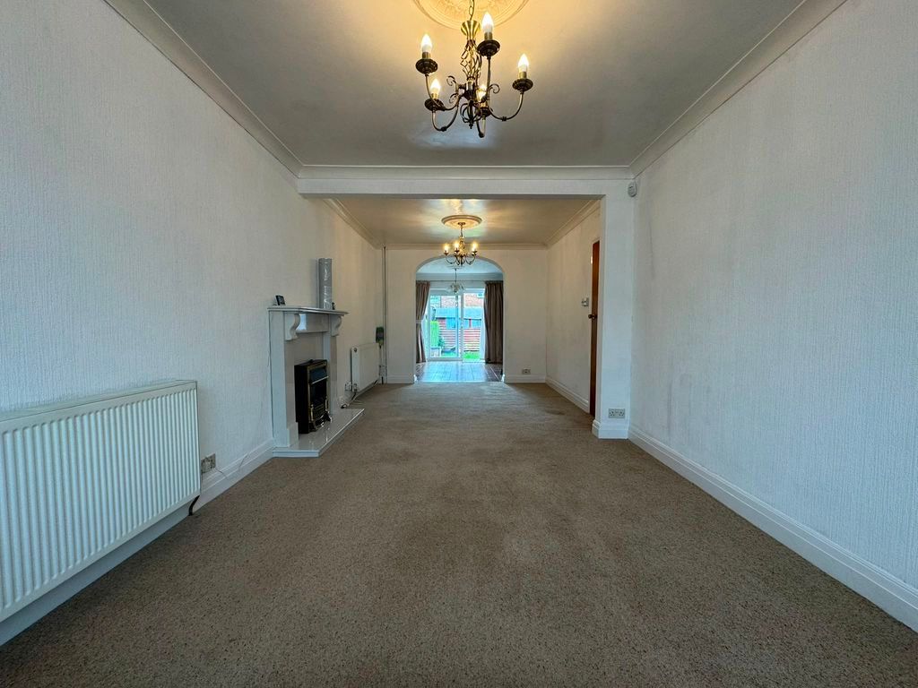 Property photo 3 of 18 Photo 10