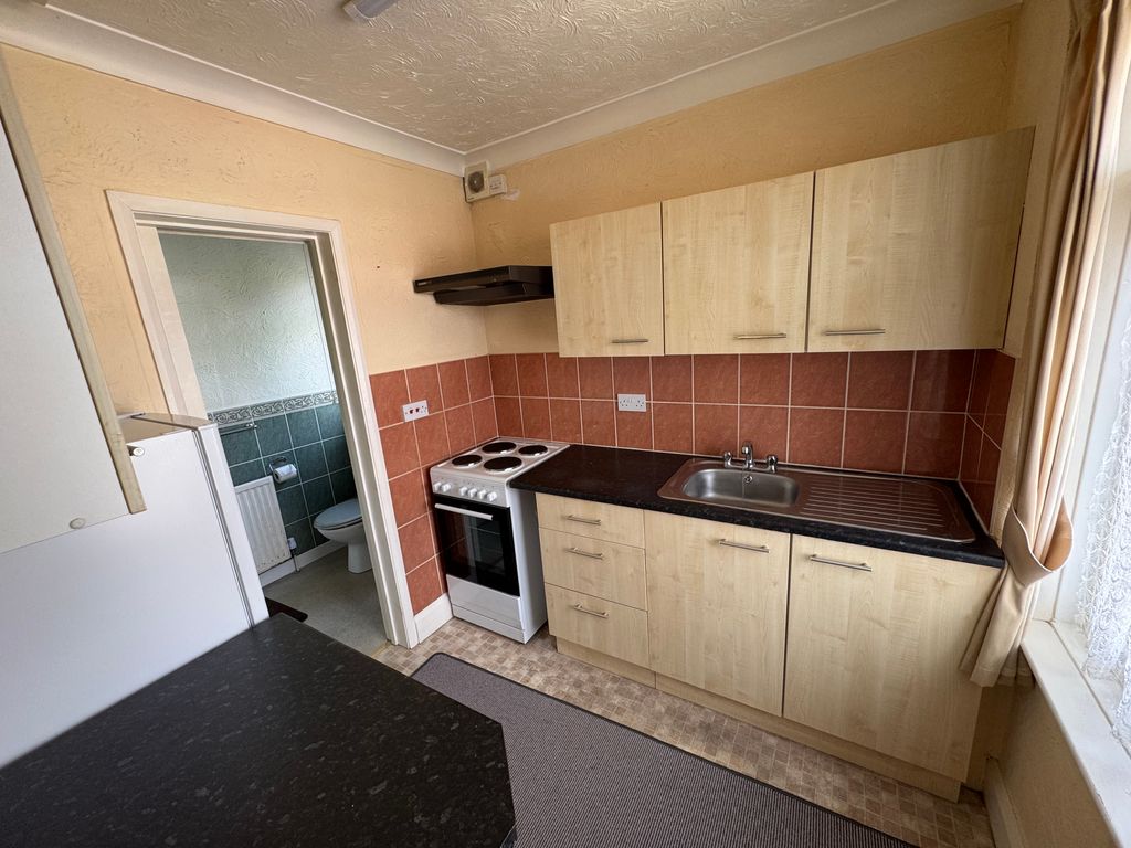 Property photo 3 of 6 Img_2279
