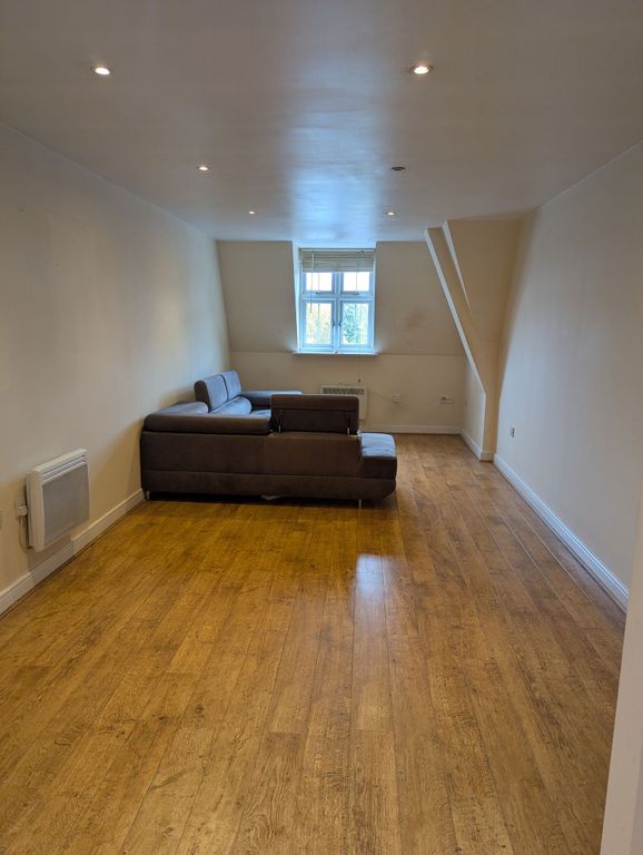 Property photo 3 of 22