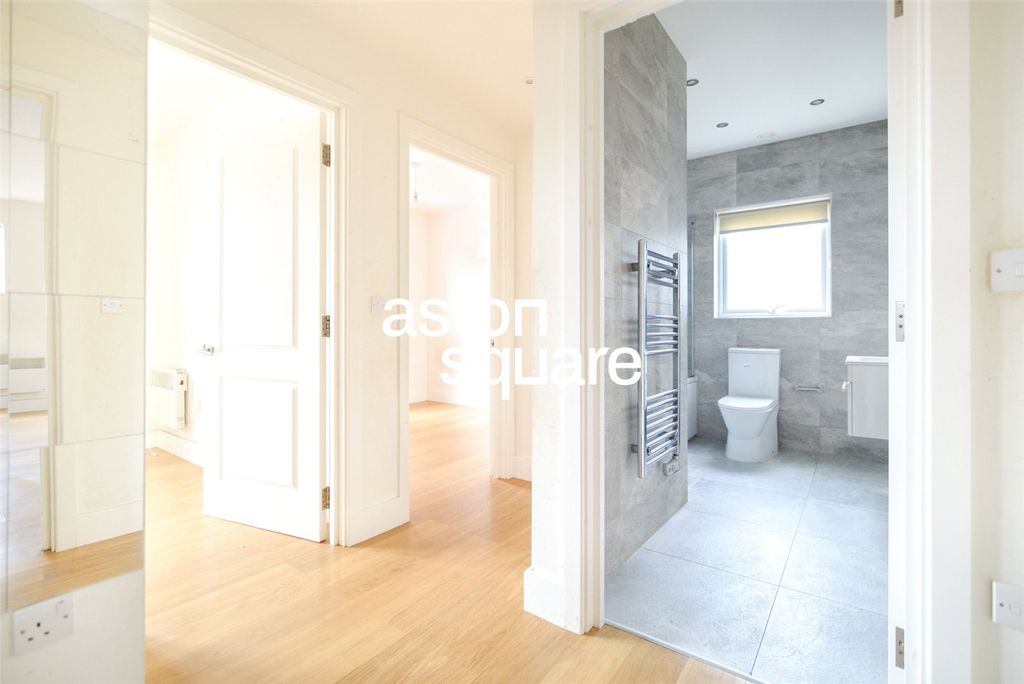 Property photo 3 of 6 Picture No. 01