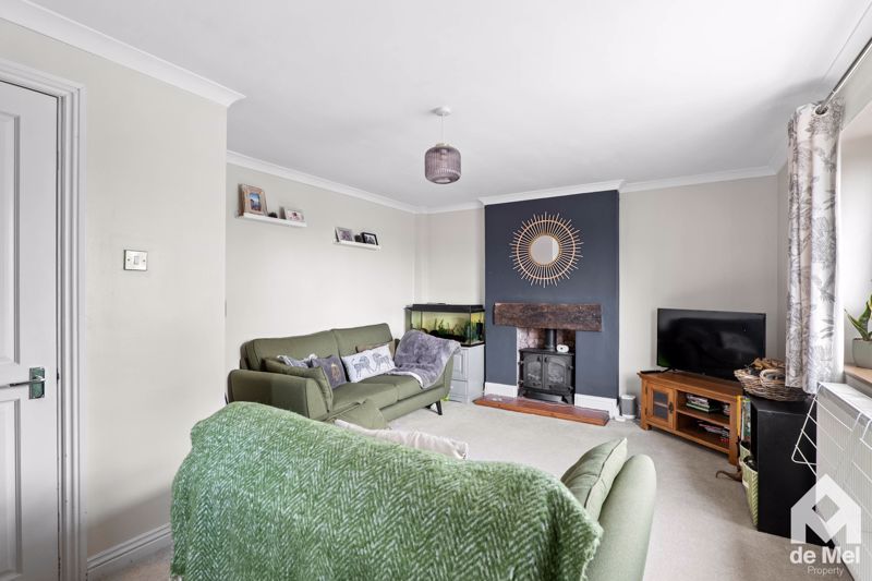Property photo 3 of 18 Photo 12