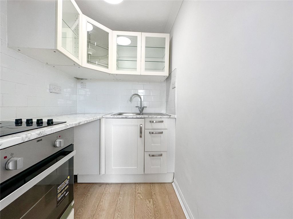 Property photo 2 of 8 Kitchen