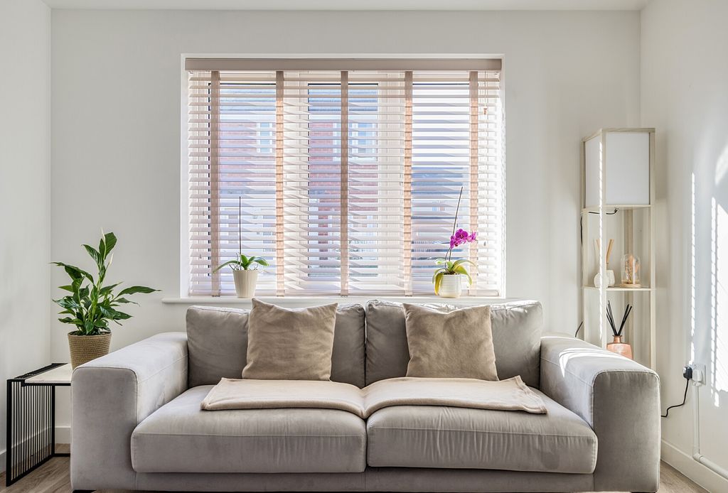 Property photo 3 of 24 1350334-14-68Be99...