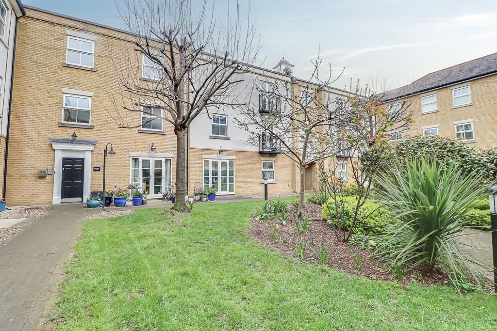 Property photo 1 of 26 Communal Grounds