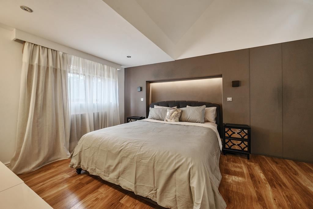 Property photo 2 of 26 Master Bedroom