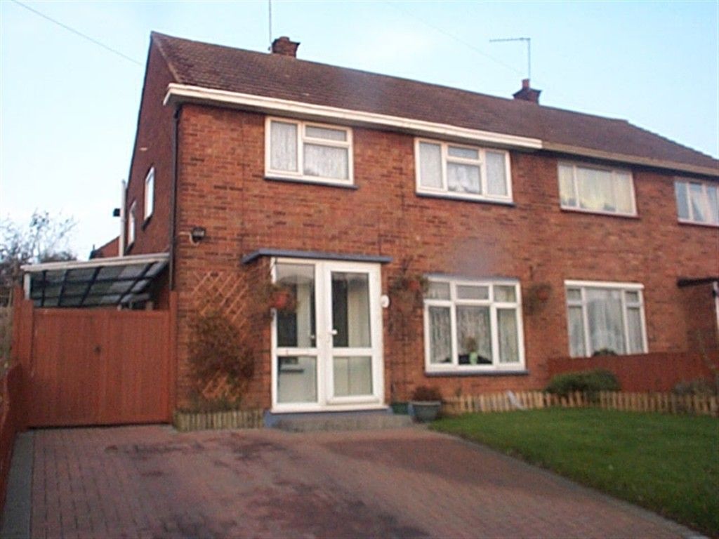 Property photo 3 of 12 Front