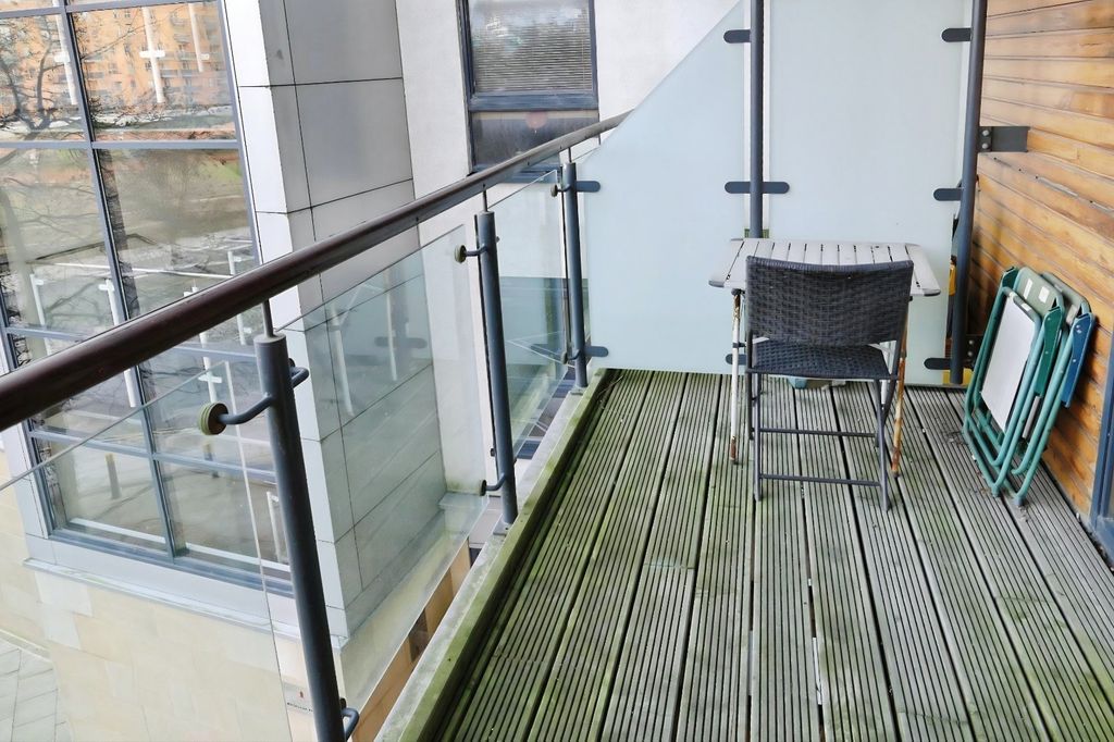 Property photo 2 of 11 Picture No. 23