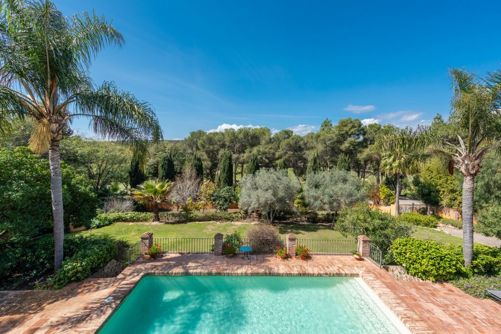 Property photo 2 of 53 Image