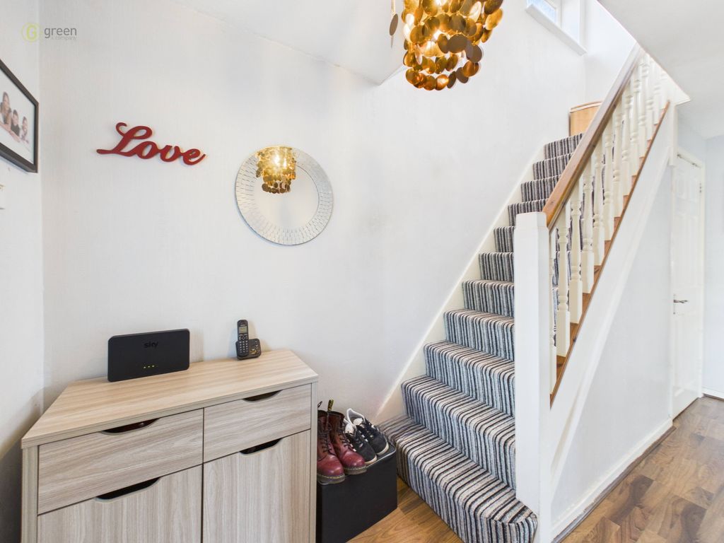 Property photo 2 of 43 Cam05591G0Pr0189Still023