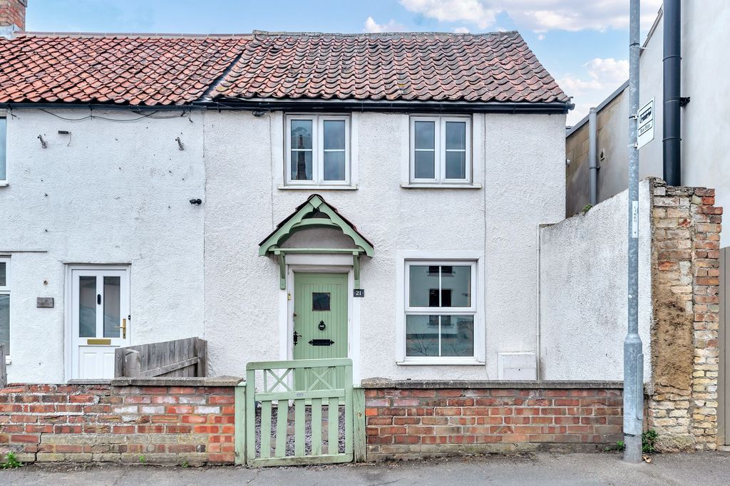 Property photo 1 of 14
