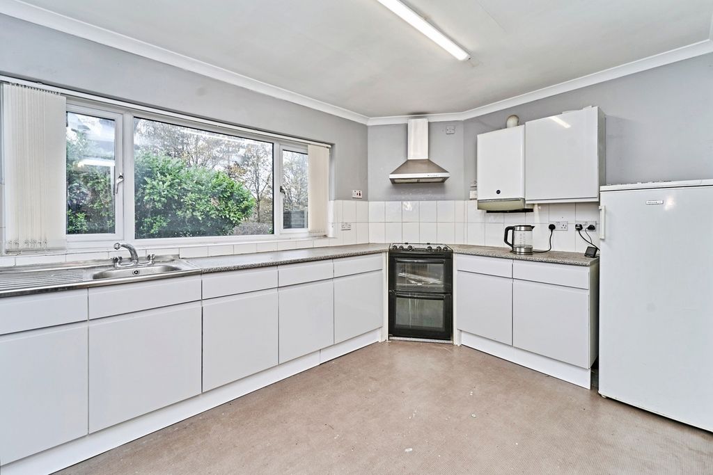 Property photo 2 of 17 Photo