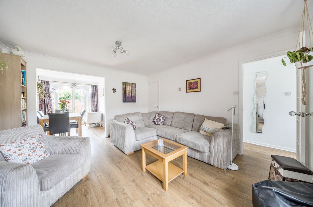 Property photo 3 of 17 1342619-16-68A789...