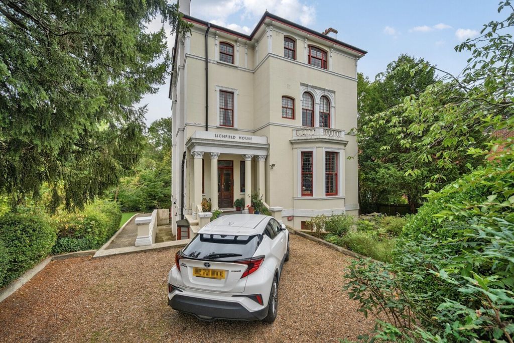 Property photo 1 of 17 Picture No. 23