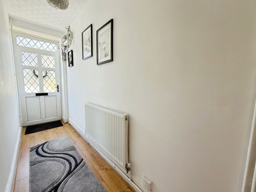 Property photo 2 of 29