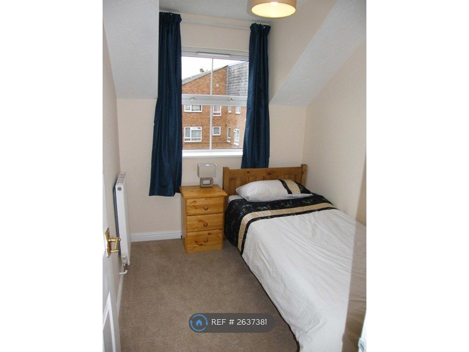 Property photo 1 of 9 Bedroom 6
