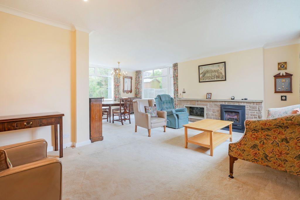 Property photo 2 of 33 Open Plan Living Area