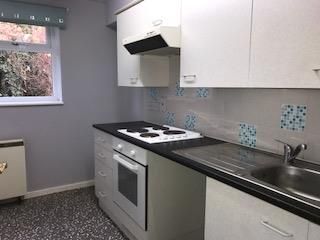 Property photo 2 of 8 Kitchen