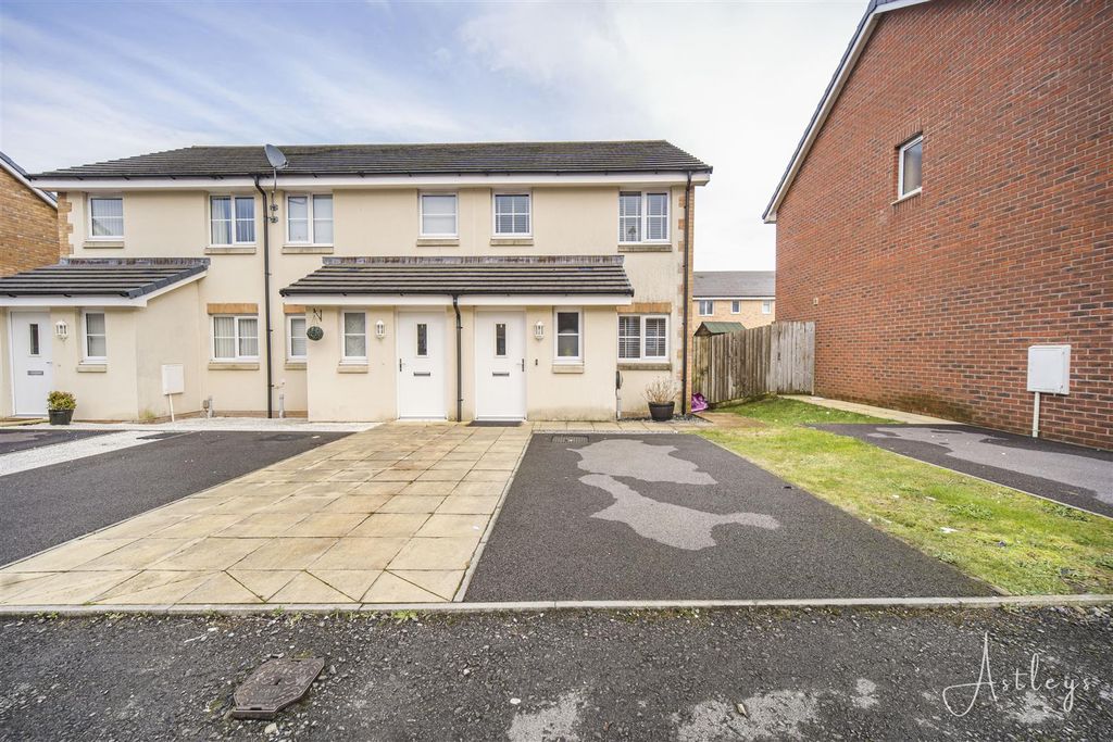 Property photo 1 of 12 23-P1046800.Jpg