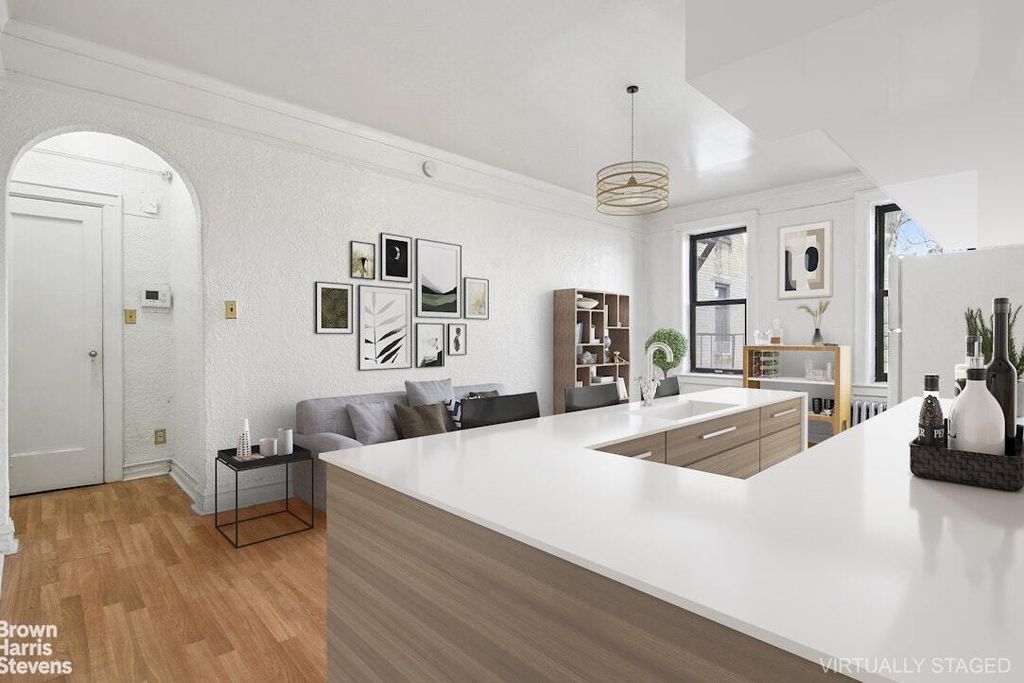 Property photo 3 of 10 <Alttext/>