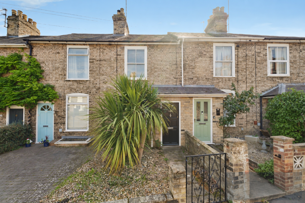 Property photo 1 of 27