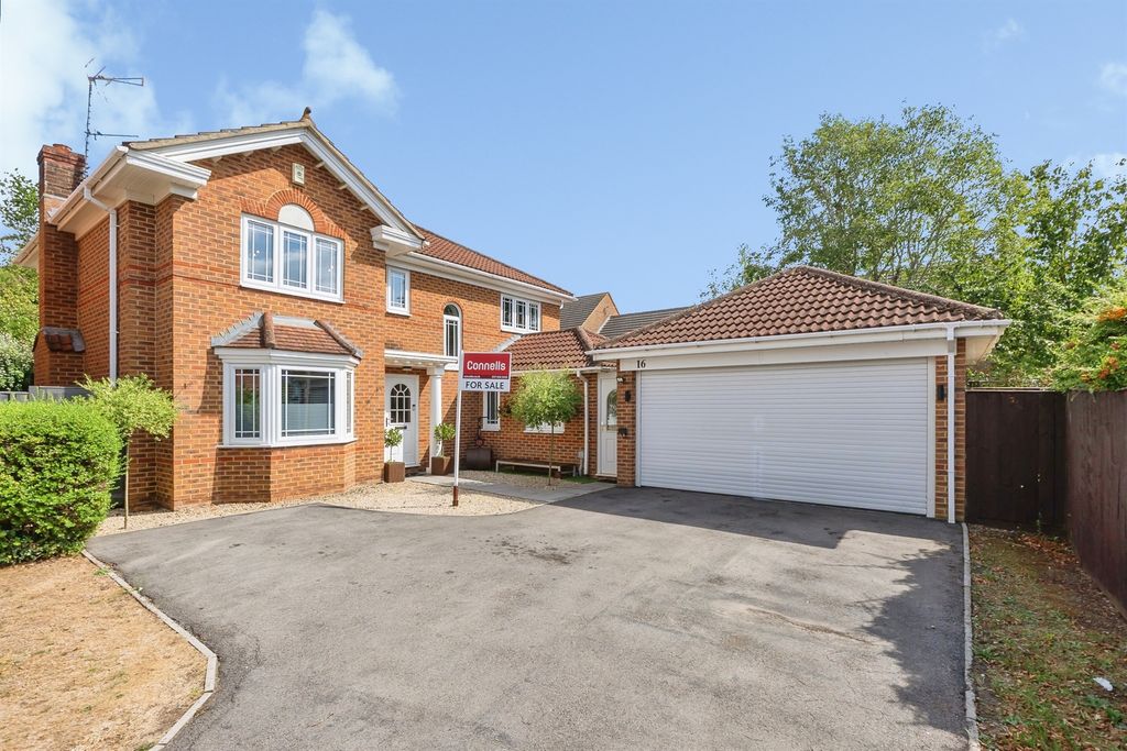 Property photo 1 of 31