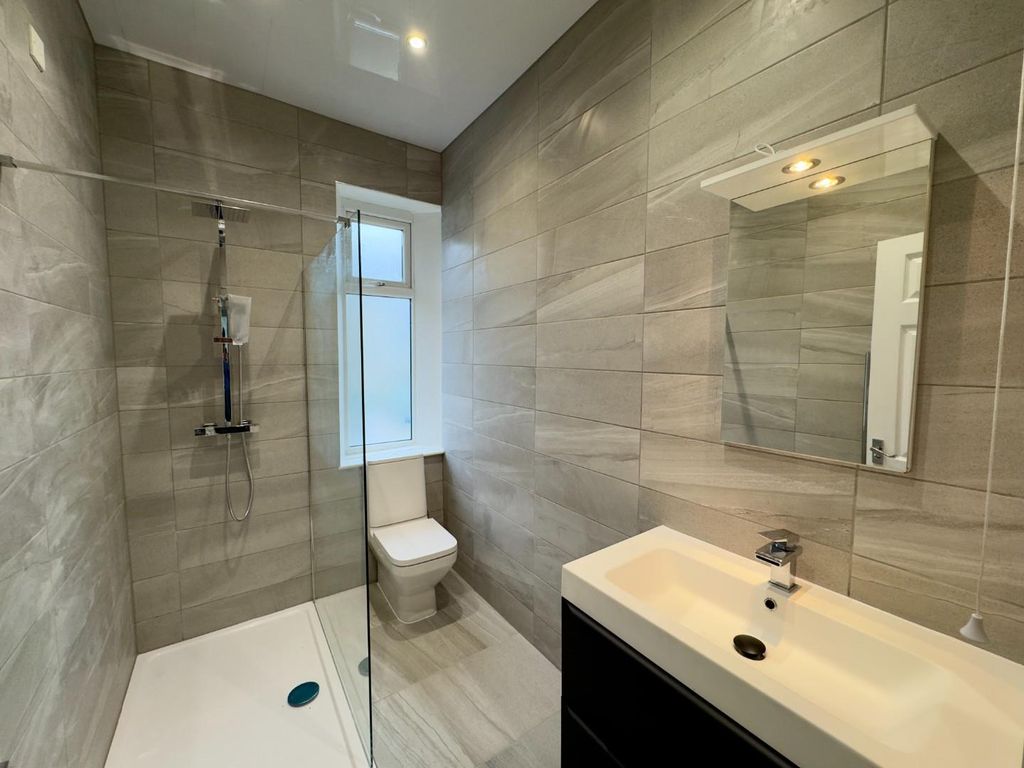 Property photo 1 of 12 Image00006.Jpeg