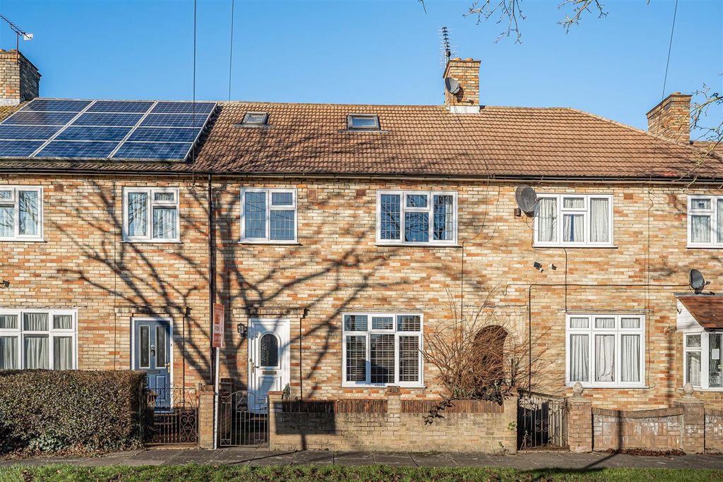 Property photo 1 of 29