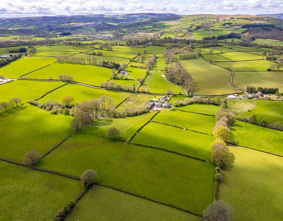 Property photo 2 of 17 Dji_0863-Edit.Jpg