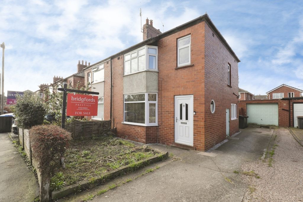 Property photo 1 of 18 Pbox-Img.Jpg