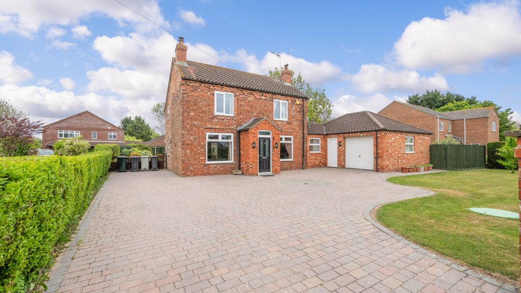 Property photo 1 of 36