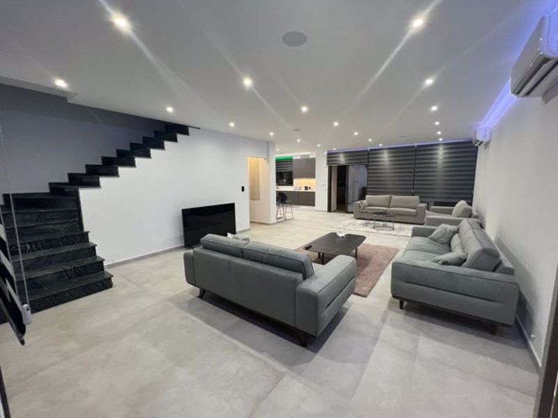 Property photo 1 of 20 Open Plan Living