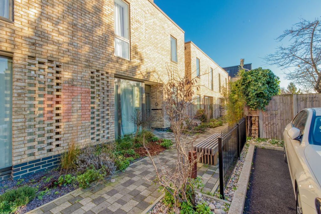 Property photo 1 of 22 Photo 1