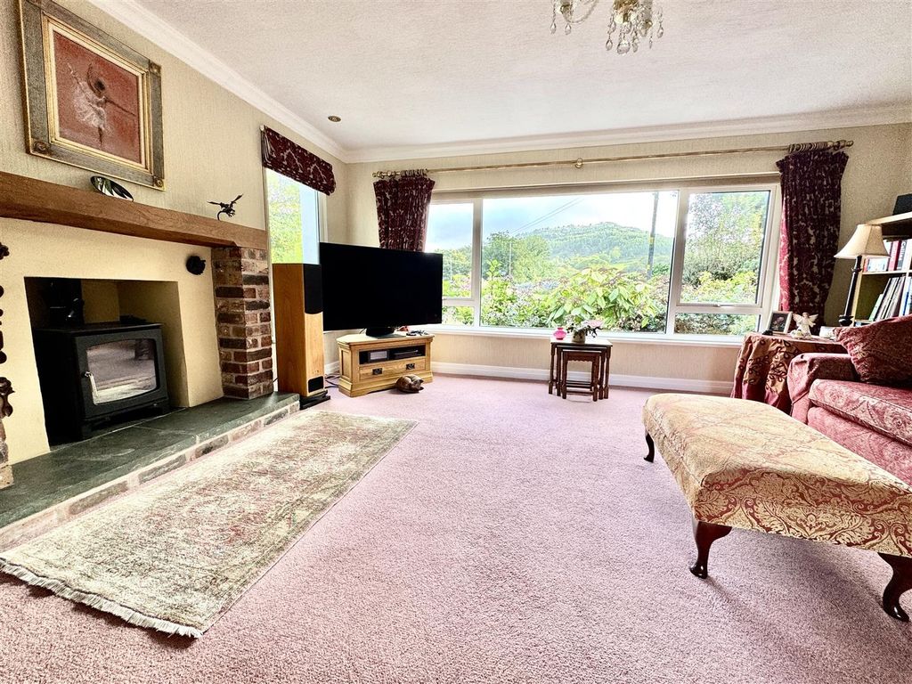 Property photo 3 of 24 Img_3030.Jpeg