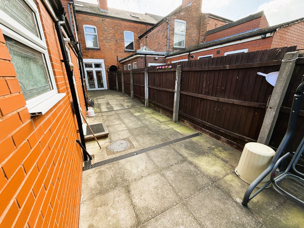 Property photo 3 of 32