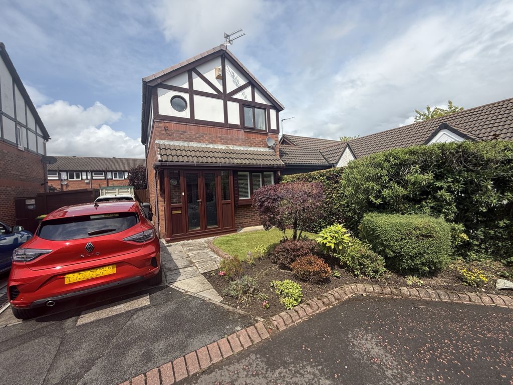 Property photo 1 of 12